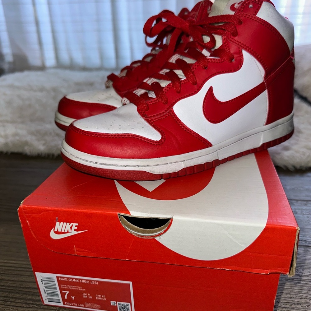 Nike Dunk High White/Championship Red - lightly used